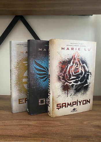 Marie Lu Efsane Kitap Seti