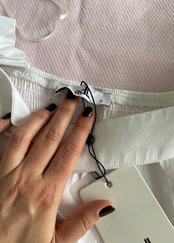 Drapeli Beyaz Keten Straplez Bluz - Görsel 4