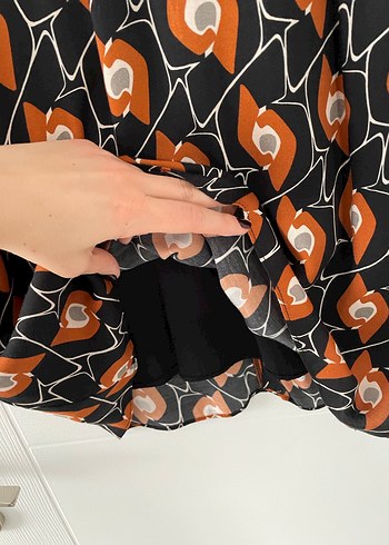 Desenli Bohem Midi Elbise Zincir Detaylı - Görsel 3