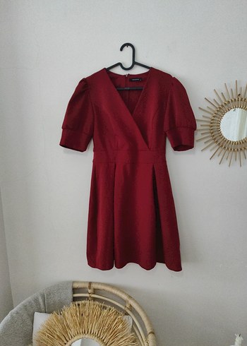 Trendyolmilla Bordo Midi V Yaka Kısa Kollu Elbise