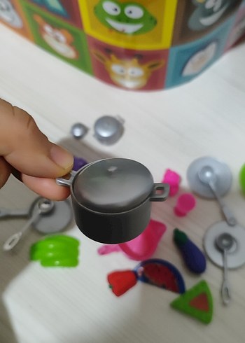 barbie nin Renkli Mini Mutfak Oyuncak Seti - Görsel 4