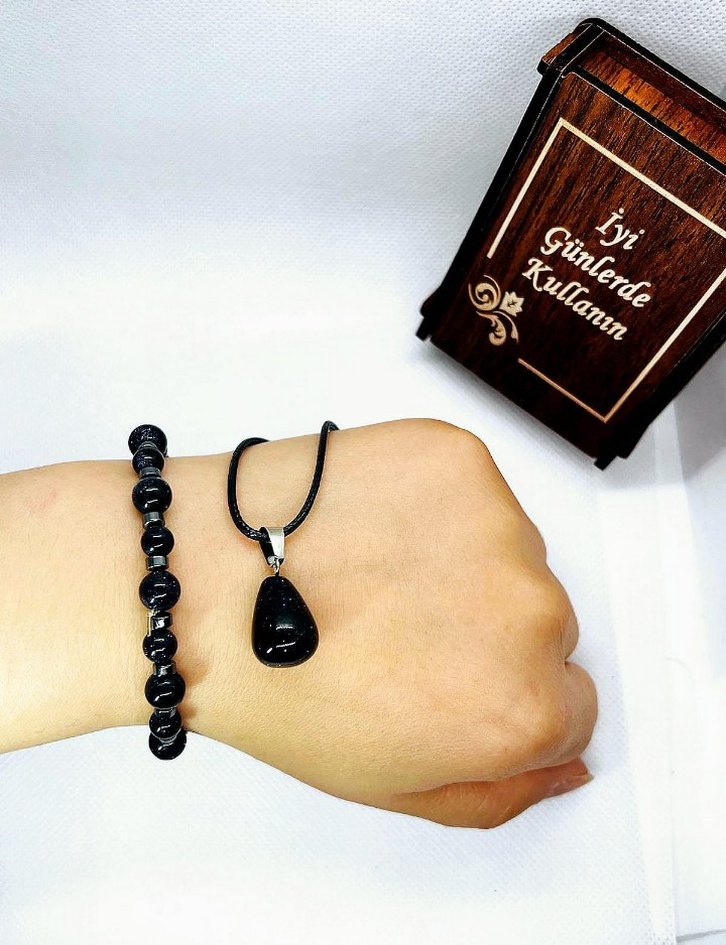 Siyah Boncuklu Gotik Bileklik - Görsel 2