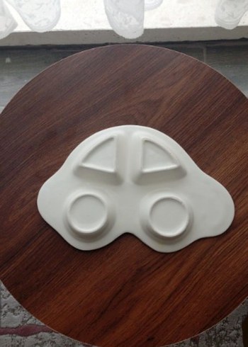 Beyaz Araba Şeklinde Çocuk Tabak - Görsel 2