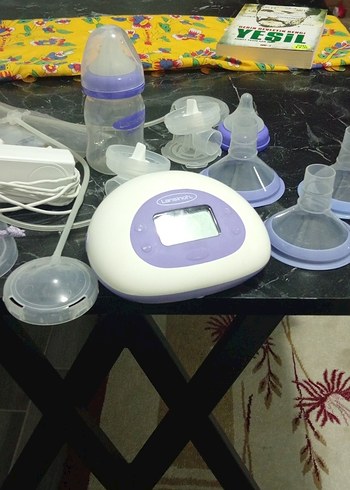 Mor Renkli Elektronik Göğüs Pompası