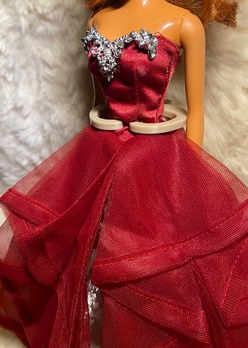 Barbie Mutlu Yıllar Elbisesi - Görsel 3