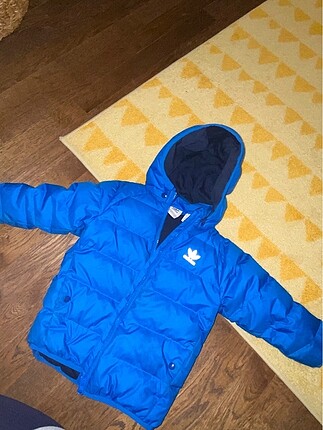 Kaz tüyü Adidas mont