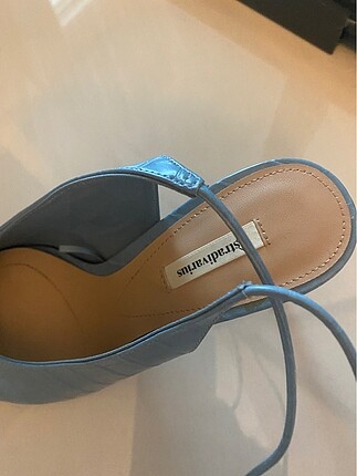 35 Beden Stradivarius 5 cm topuk mavi çok temiz