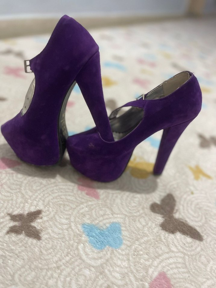 Mor Tokalı Yüksek Topuklu Kadın Ayakkabı - Görsel 2