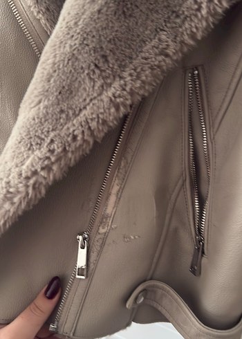 Kürk Detaylı Bej Deri Kadın Ceket - Görsel 4