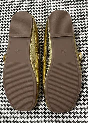 Kızlar için Kemerli Altın Babet - Görsel 4