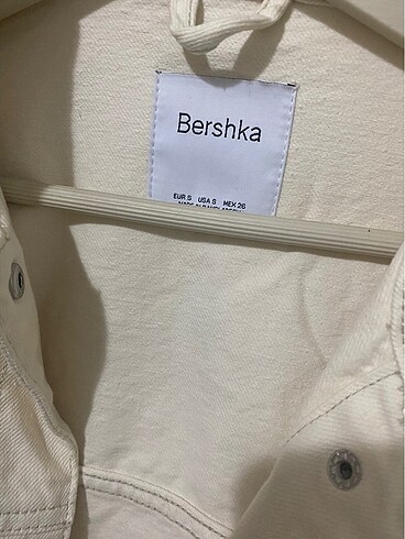 Bershka Ceket