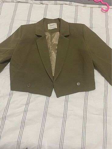 38 Beden Crop blazer ceket
