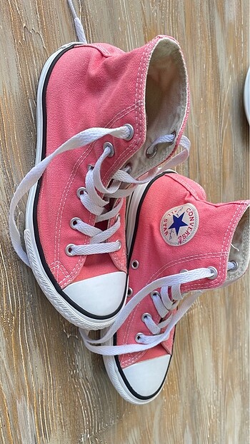 33 Beden pembe Renk Converse ayakkabı
