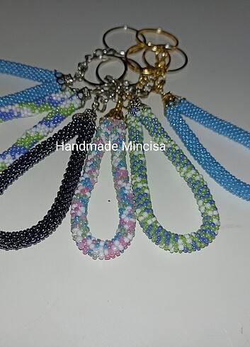 Beden çeşitli Renk Hapishaneişi El Yapımı Anahtarlık @handmade.mincisa