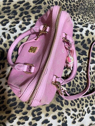 Beden Pierre cardin pembe çanta