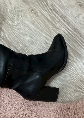 Siyah Deri Kadın Dizüstü Topuklu Çizme - Görsel 4