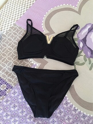 Alt üst bikini takımı