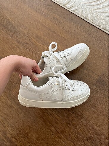37 Beden Stradivarius sneaker
