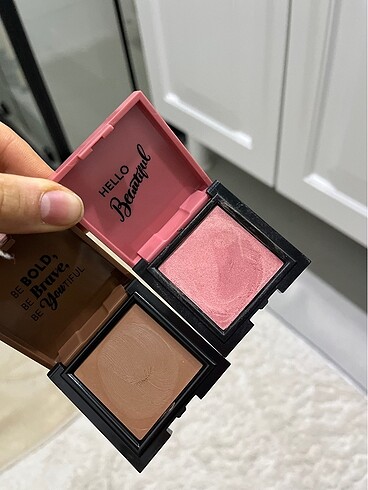 Pastel Pastel bronzer ve allık