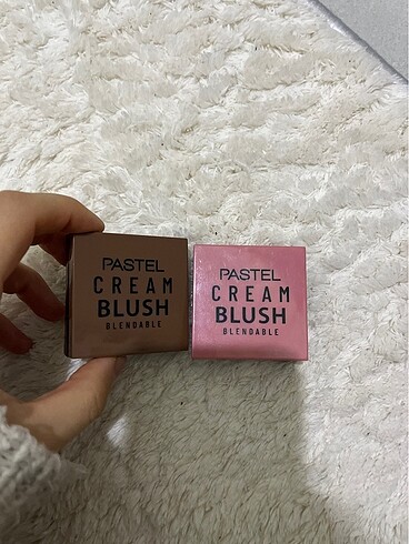 Pastel bronzer ve allık