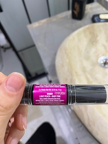 Beden Nyx stick allık