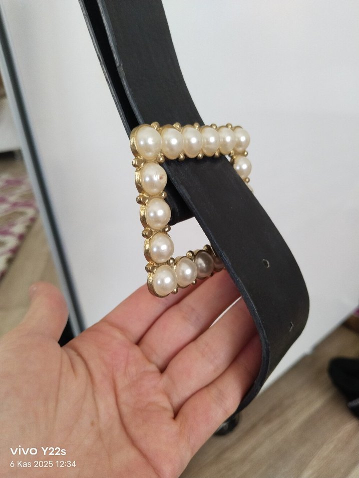 Siyah Deri Kadın Kemer Parlak Tokalı - Görsel 2