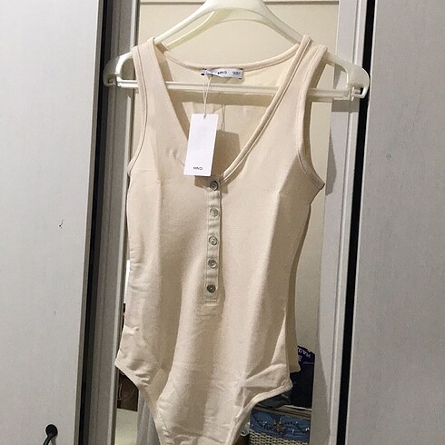 mango bodysuit
