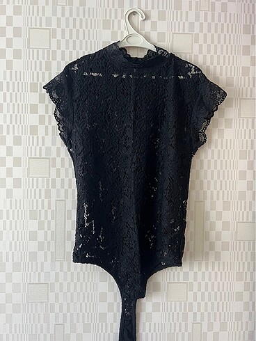 Dantelli bodysuit