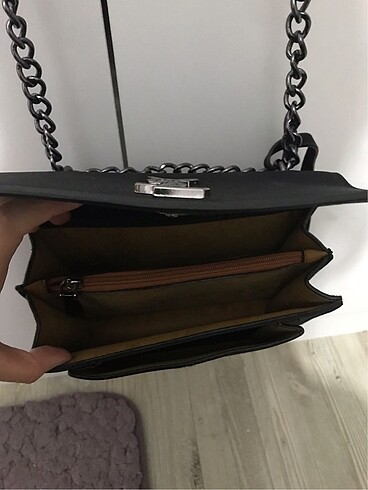  Beden siyah Renk Yves saint laurent çanta