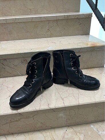 Siyah deri bot - Görsel 2