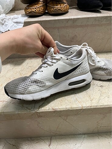 36 Beden Nike spor ayakkabı