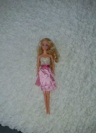 Barbie Bebek