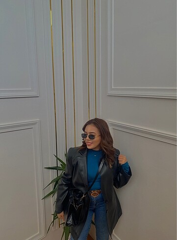 Parlament mavisi bluz