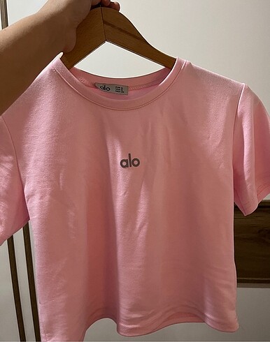 Pembe alo tişört