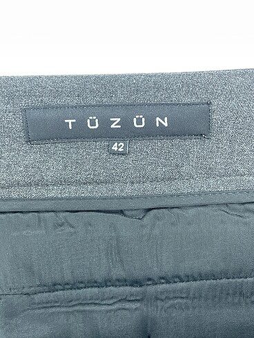 42 Beden gri Renk Tüzün Kumaş Pantolon %70 İndirimli.