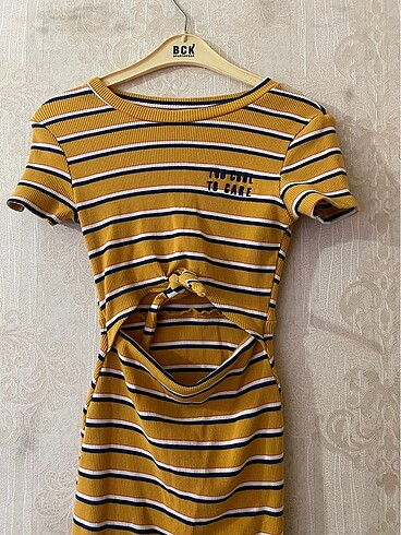 Bershka Elbise