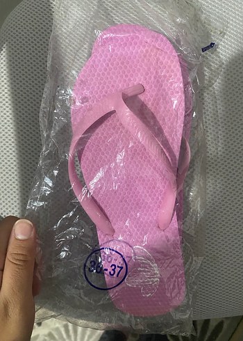 Pembe parmak arası Kadın Terlik