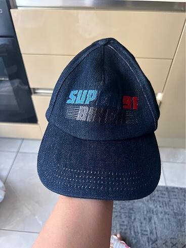 Mavi şapka