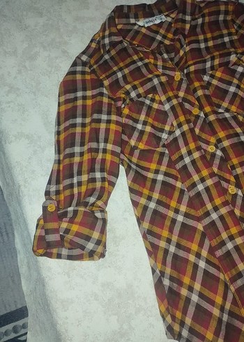 Düğmeli Uzun Kollu Kadın Gömlek - Görsel 2