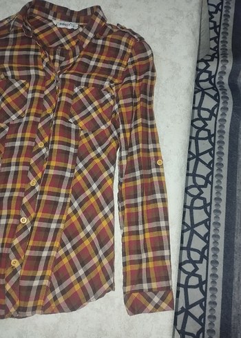 Düğmeli Uzun Kollu Kadın Gömlek - Görsel 3