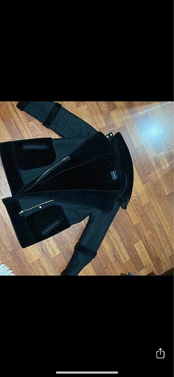 Stradivarius biker montu