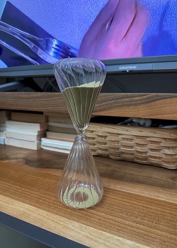 Bej Renkli Şeffaf Kum Saati Vazo - Görsel 4