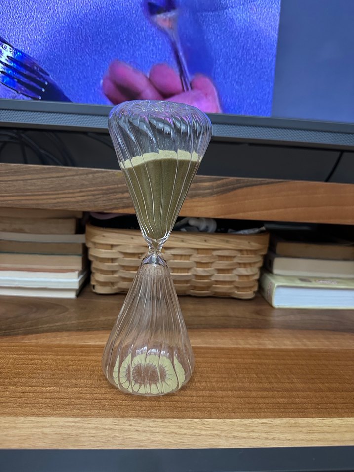 Bej Renkli Şeffaf Kum Saati Vazo - Görsel 3