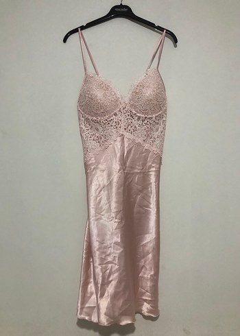 İnce Askılı Pembe Midi Gecelik