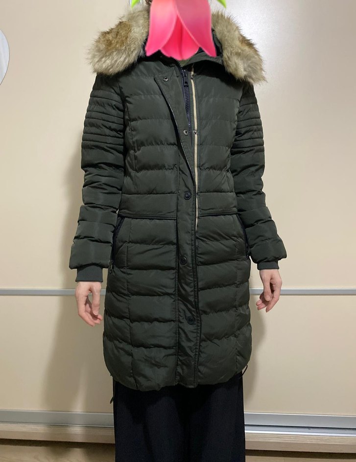 haki yeşili Kürk Detaylı Kadın Kışlık Mont - Görsel 3