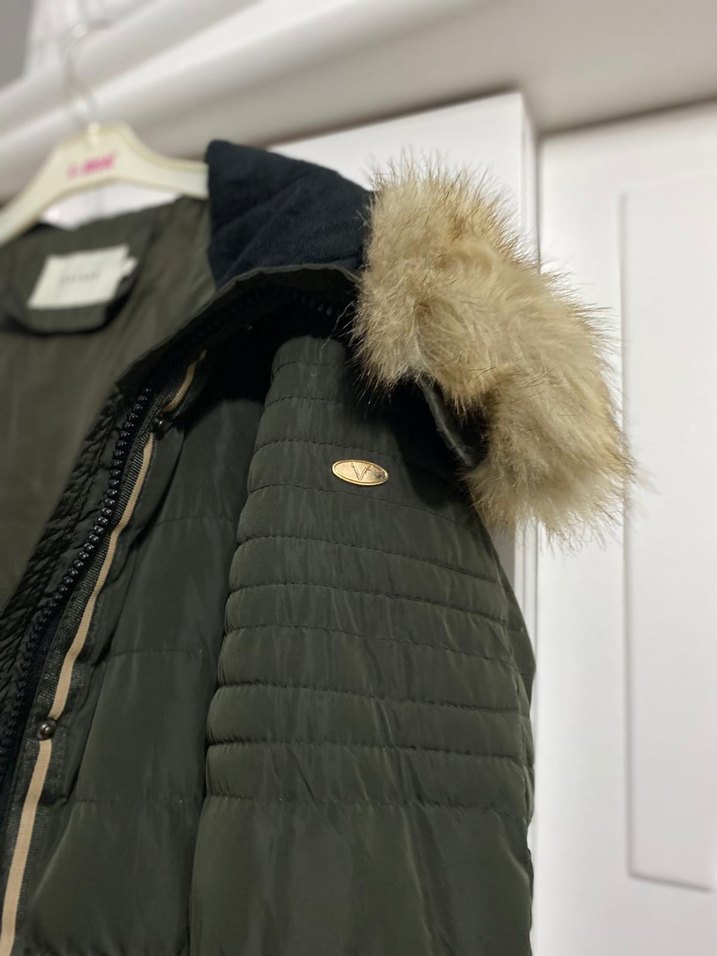 haki yeşili Kürk Detaylı Kadın Kışlık Mont - Görsel 5