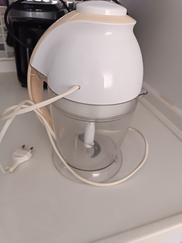 Beyaz Mini Doğrayıcı ve Blender - Görsel 3