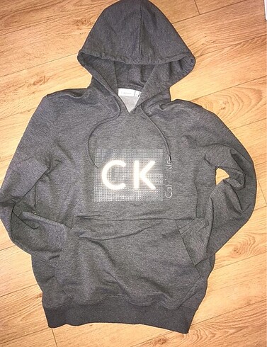 Calvin Klein sweatshirt