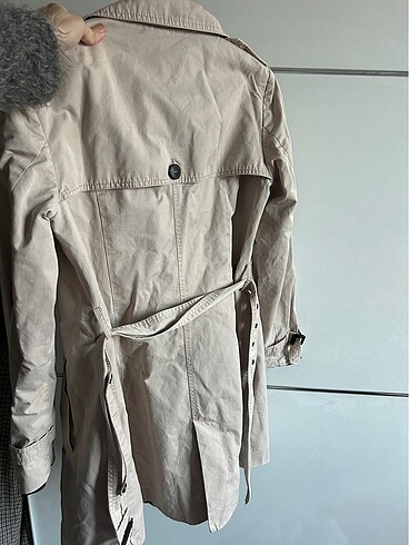 m Beden ten rengi Renk ZARA TRENCHCOAT
