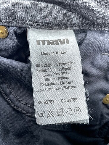 34 Beden çeşitli Renk Mavi Jeans Jean / Kot %70 İndirimli.